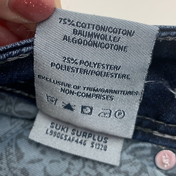 Silver Jeans Suki Surplus Boot Size 29 Dark wash denim with stretch Black patch - Picture 10 of 15